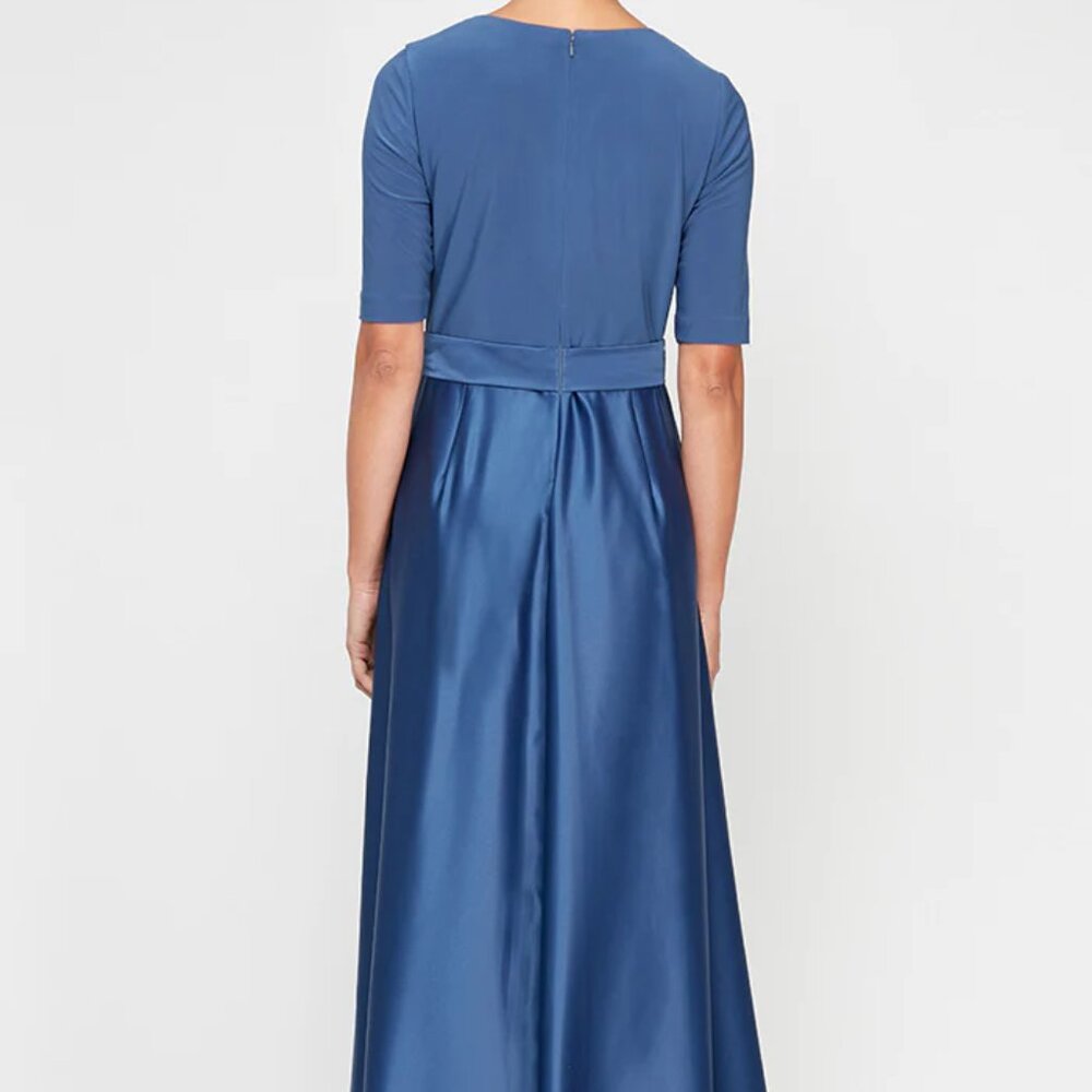 Alex Evenings Wedgewood Satin Petite Surplice Neckline Ballgown/NWT/14P - Picture 3 of 15